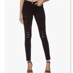 Frame le skinny de jeanne Distressed ankle jeans size 30 solid black